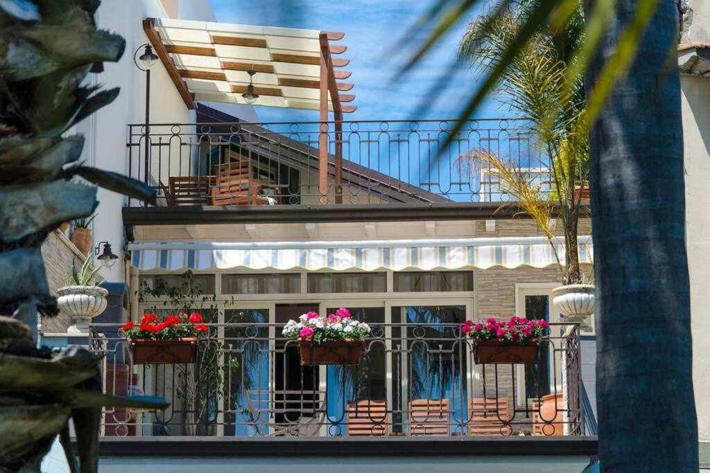 Casa Delle Zammare Fronte Mare Centro Storico Villa Riposto Bagian luar foto
