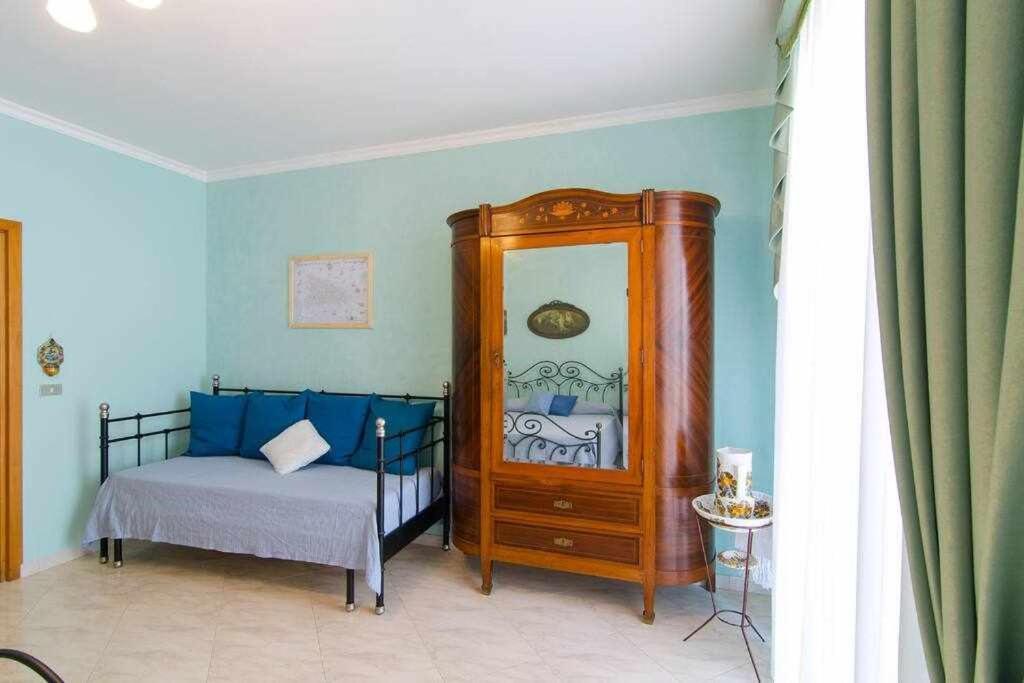 Casa Delle Zammare Fronte Mare Centro Storico Villa Riposto Bagian luar foto